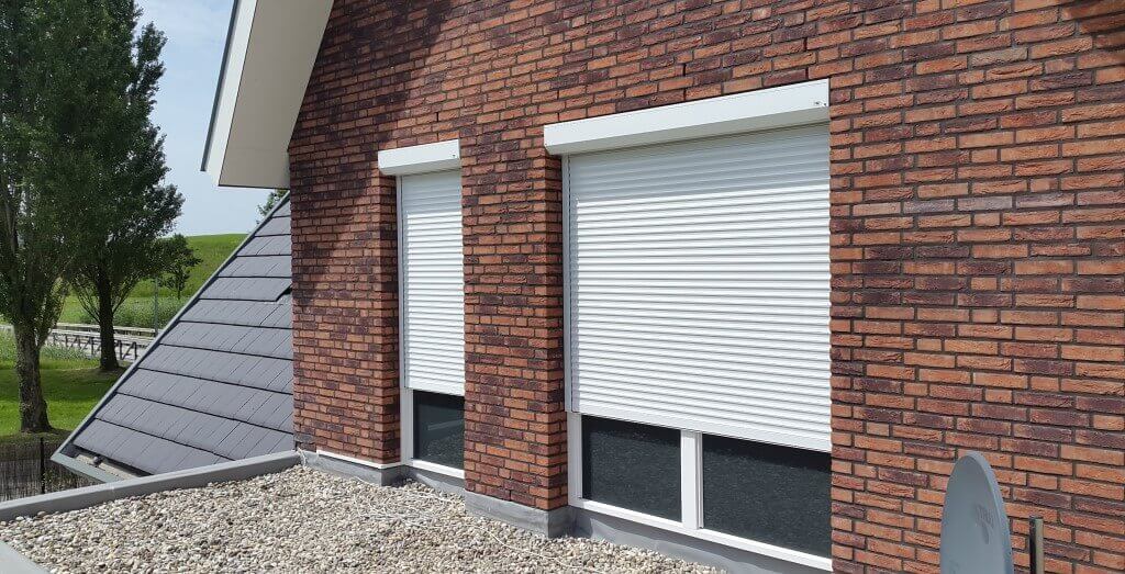 Lichte kleuren reflecteren de zon 2
