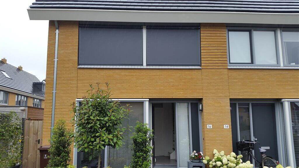 Screens op het zuiden en westen